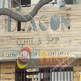 Vách Bảng Hiệu Tre 2