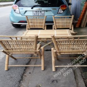 Bàn ghế cafe có tựa